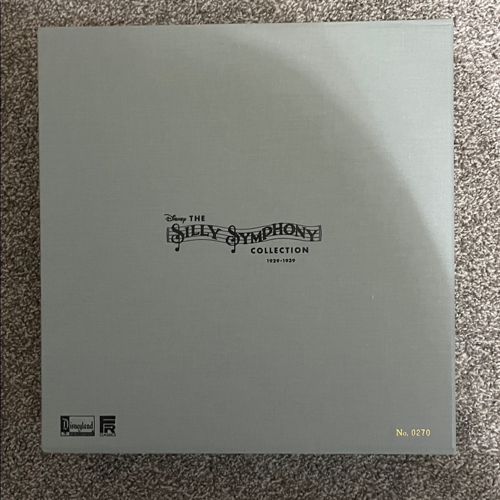 Walt Disney 2015 Silly Symphony Vinyl Box Set 1929-1939 Skeleton Dance 16 LP - Picture 5 of 9